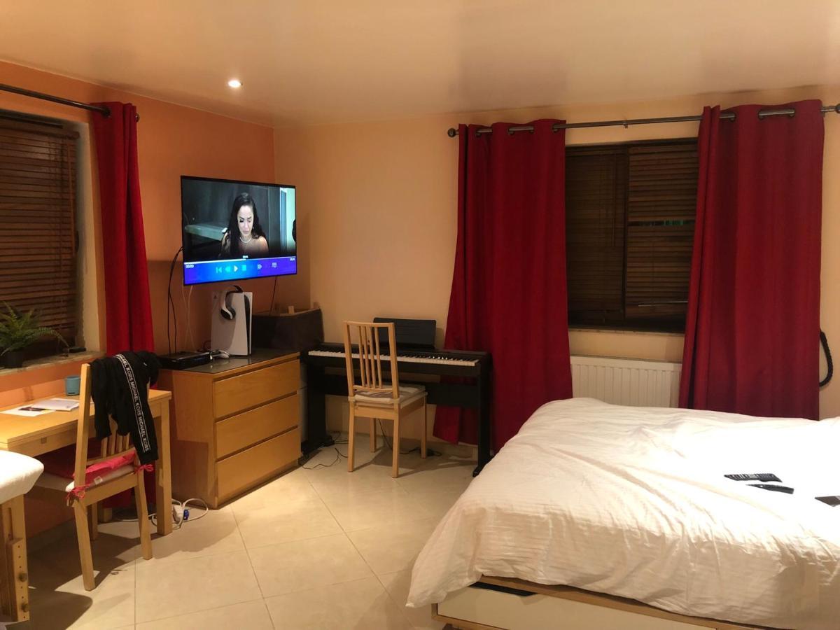 Residence La Fraisiere Anderlecht Luaran gambar