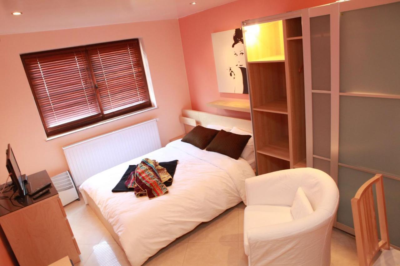 Residence La Fraisiere Anderlecht Luaran gambar
